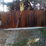 cancello-carraio-due-ante-battenti-asimmetriche-certificato-acciaio-corten-effetto-ruggine-lamiera-moderno-design-azzate-varese-1a