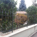 recinzione-ferro-verniciato-inserti-verticali-design-azzate-varese-como-milano-ticino-svizzera-3c