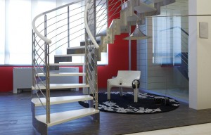 scala-elicoidale-moderna-design-novalinea-laser-helios-gradini-struttura-laterale-acciaio-satinato-azzate-varese-como-milano-brianza-svizzera-canton-ticino-1b