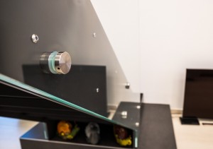 scala-moderna-design-novalinea-laser-avantgarde-gradini-rivestimento-pelle-ringhiera-vetro-extrachiaro-doppio-cosciale-azzate-varese-como-milano-brianza-svizzera-canton-ticino-1d