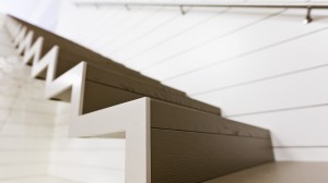 scala-moderna-design-novalinea-laser-wing-economica-struttura-portante-laterale-gradini-senza-ringhiera-azzate-varese-como-milano-brianza-svizzera-canton-ticino-1b