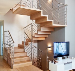 scala-moderna-design-novalinea-futura-economica-gradini-legno-alzata-chiusa-ringhiera-acciaio-inox-azzate-varese-como-milano-brianza-svizzera-canton-ticino-1a