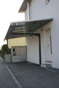 tettoia-addossata-piana-plexiglas-alveolare-certificata-tuv-design-azzate-varese-7