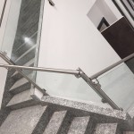 ringhiera-parapetto-scala-vetro-pinze-acciaio-inox-aisi-304-design-moderno-varese-azzate-2e