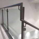 ringhiera-parapetto-scala-vetro-pinze-acciaio-inox-aisi-304-design-moderno-varese-azzate-2f